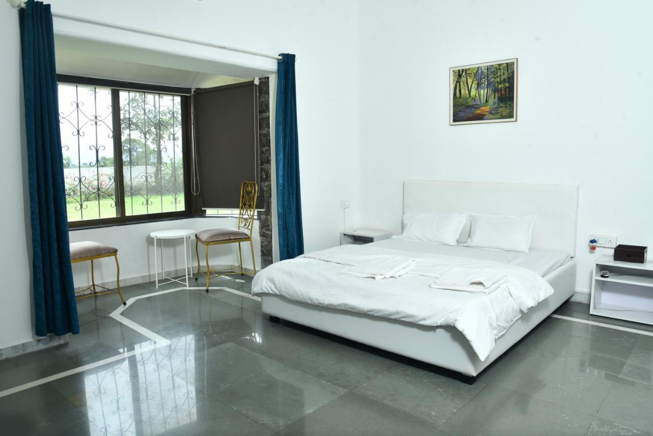Whispering Woods Villa And Eco Farms Lonavala Eksteriør bilde