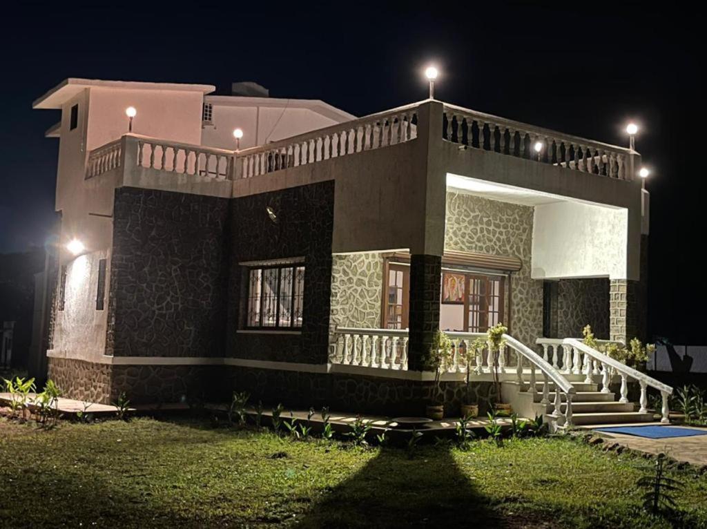 Whispering Woods Villa And Eco Farms Lonavala Eksteriør bilde